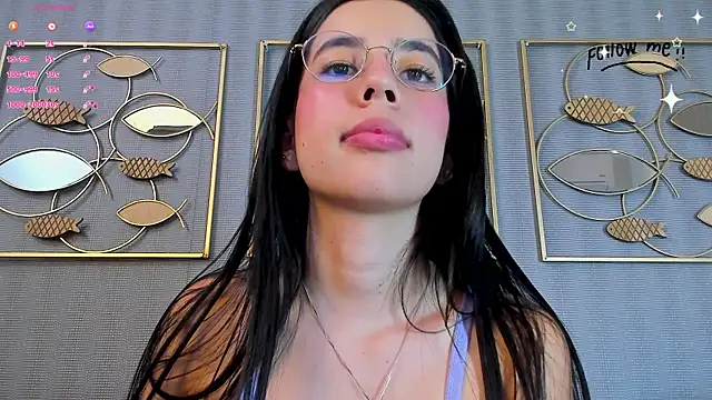 laraa_jeean webcam
