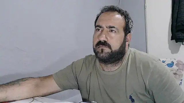 -dark-look- live sex cam