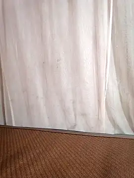 Mimi2kk webcam