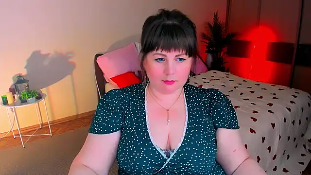 crystaalstaar - CrystaalStaar's free webcam - UK Sex Cams