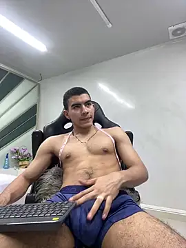 sebastian_vega - Sebastian_Vega's free webcam - UK Sex Cams