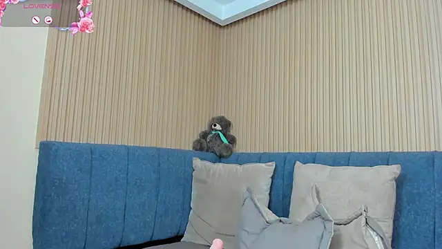 angel_ponce webcam
