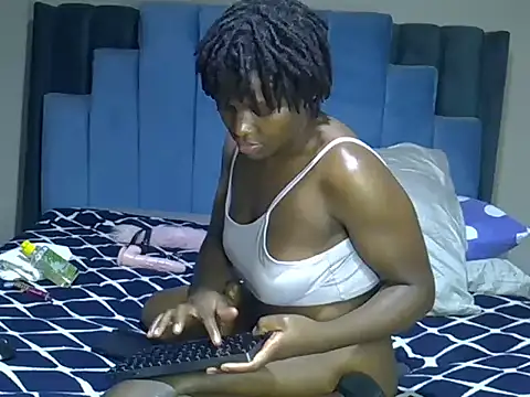 melanin_moon webcam