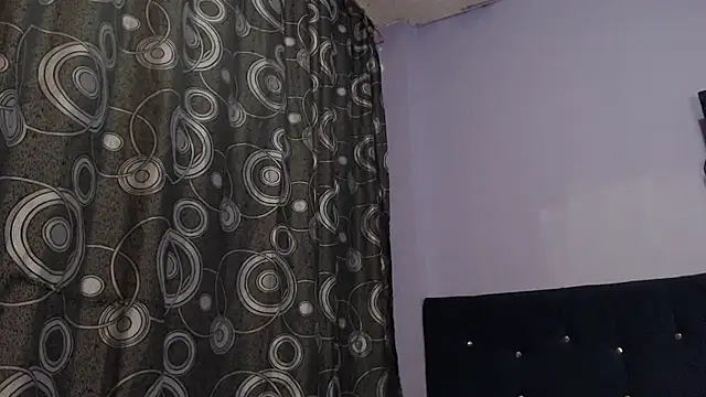 ANGELIQUE_KLANE webcam