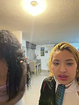 RubiaMorena live cam