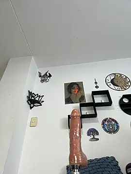 jamilaross live sex cam