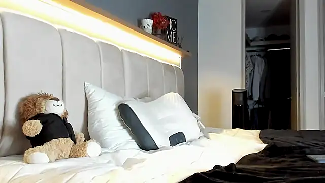 frank_myles webcam