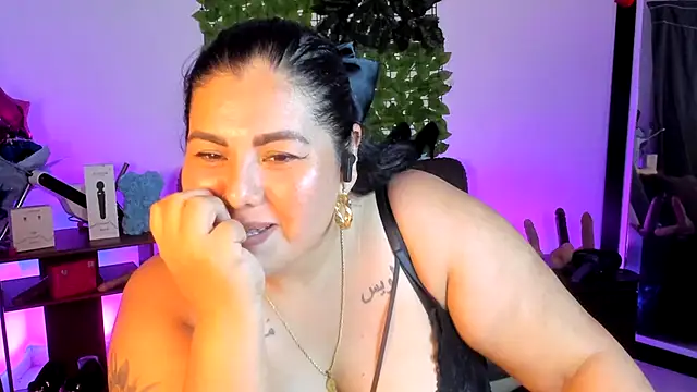 AndreaKinky webcam