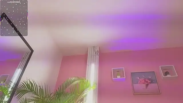 SpicyDemons webcam