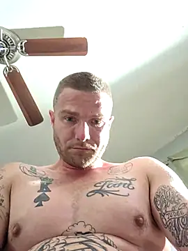 DadDDick925 webcam