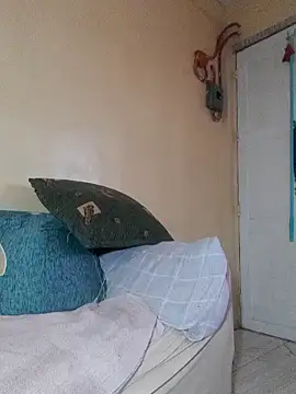 loriepinay46 webcam