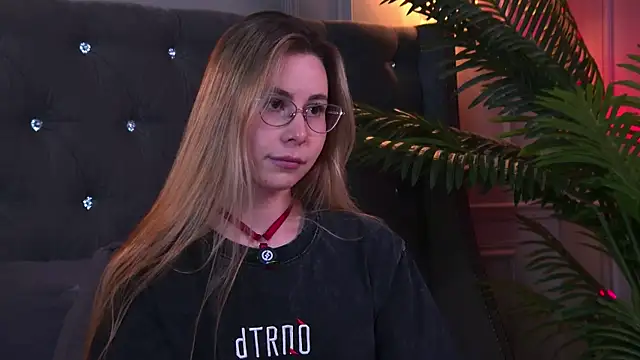 -SaraBlack- webcam