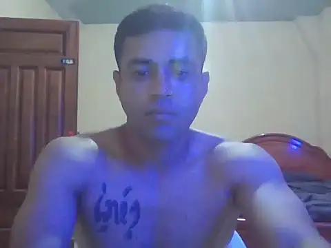 User_02_ webcam