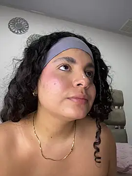 Yassy_11 live sex cam