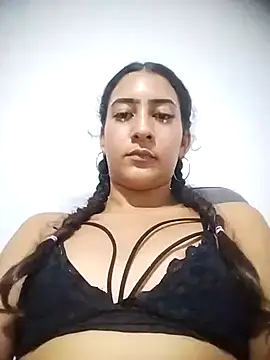 ScarletLovee_ webcam