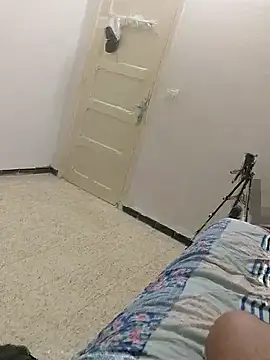 aymen-sex webcam