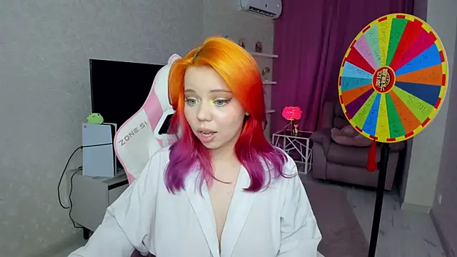 EnergyBunny_1 live cam on StripChat