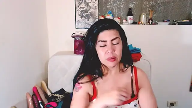 luisahott webcam