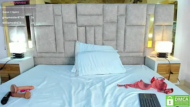 valtira_nova webcam