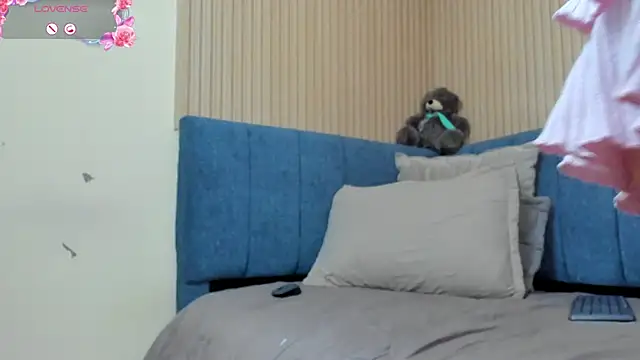 angel_ponce webcam