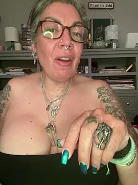 dieseldame1313 webcam