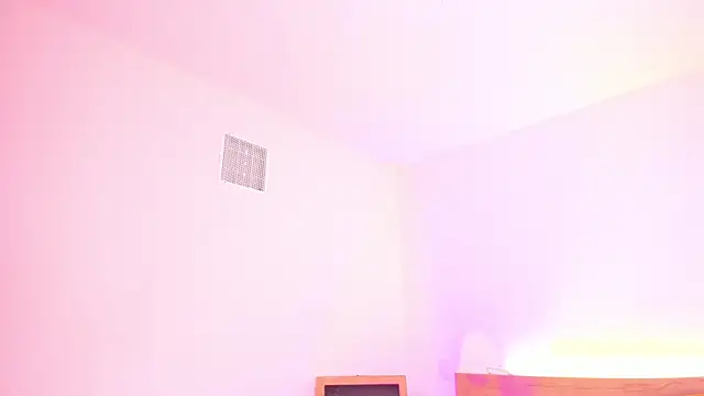 Bella_Sumers webcam