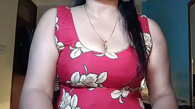 YourDesi_Laila_ webcam