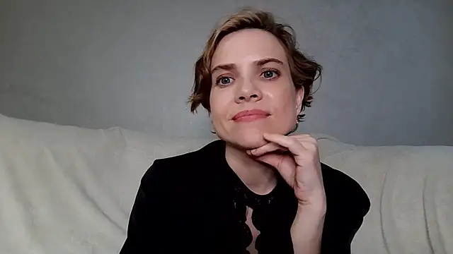 NatalieMoses webcam