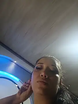BarbieBonnet webcam