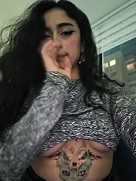 Lila_Desiree live sex cam