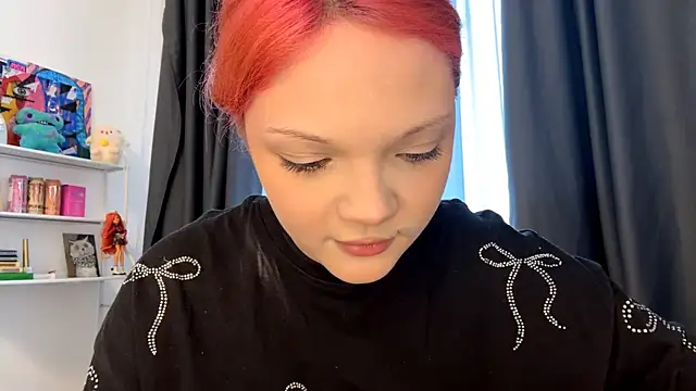 SmilingCutie webcam