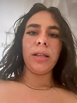 TessaCooper1 webcam