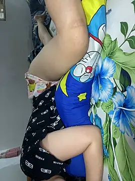 Almira6868 webcam