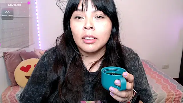 EllieMoonX webcam