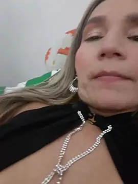 Ms_lunaRose webcam