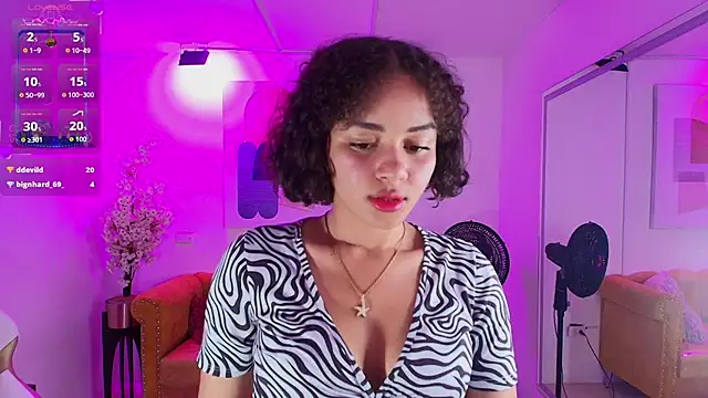Baby_curly webcam