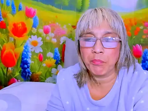 indianroxy webcam