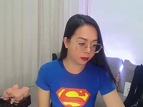 femininetranscummer webcam