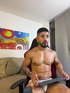 Ezzio_Scolaro webcam
