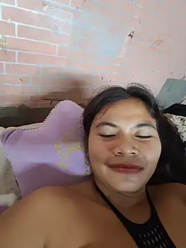 lady_soda live cam on StripChat