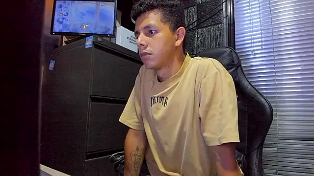 boy_bigcock24cm webcam