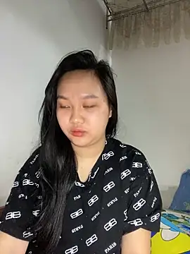 Almira6868 webcam