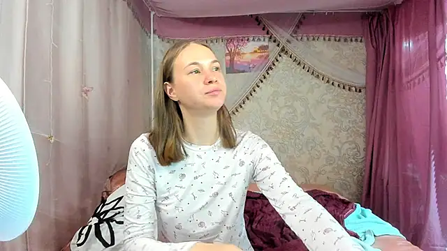leila_bambi_ webcam