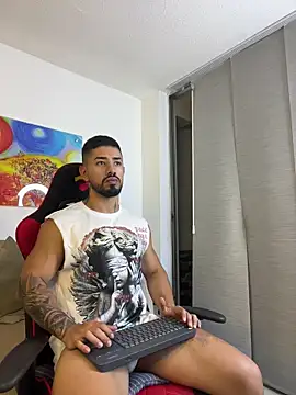 Ezzio_Scolaro webcam