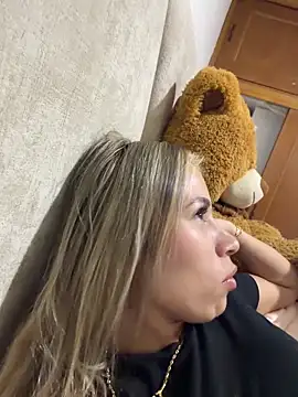 Mia_Rosee1 webcam