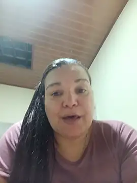 Zuleyka_69 webcam