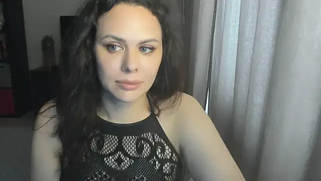 MollyCheiz live cam on StripChat