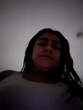 Scarlet_01_ live cam on StripChat