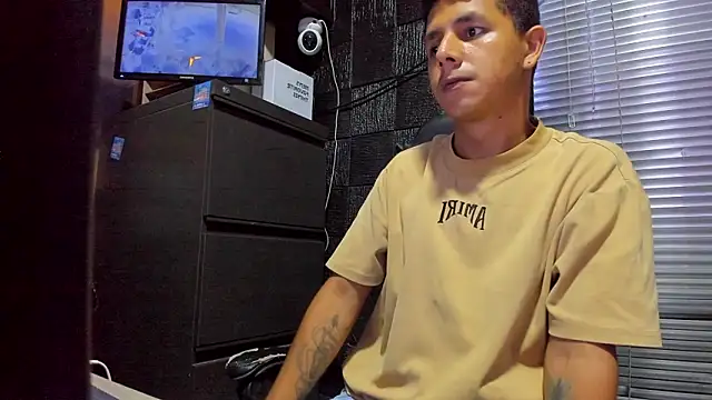 boy_bigcock24cm webcam