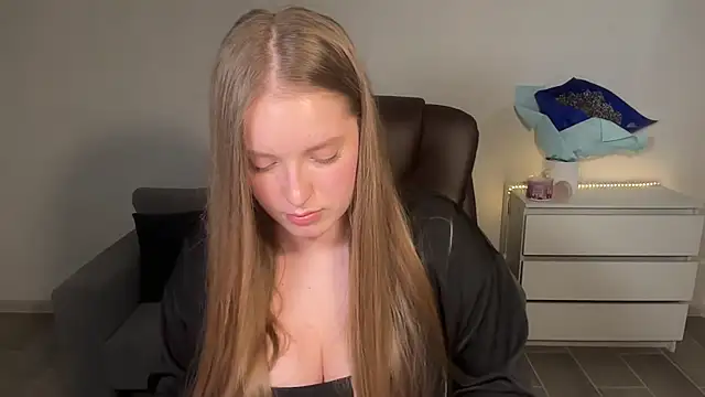 EvaMaddison webcam